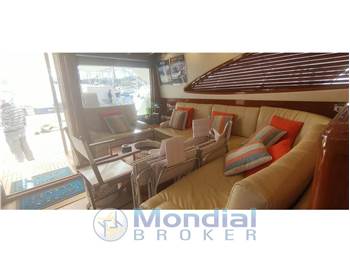 Bertram Yacht 630 Convertible