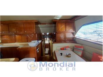 Bertram Yacht 630 Convertible