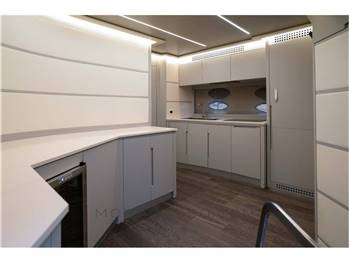 PERSHING 62