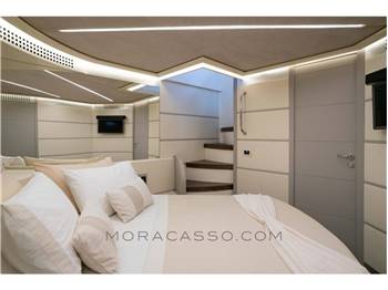 PERSHING 62