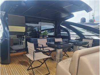 PERSHING 70