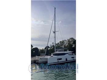 Fountaine Pajot Isla 40