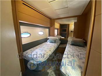 Pershing Pershing 74