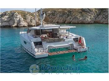 Fountaine Pajot Astréa 42