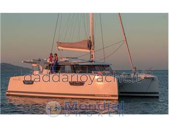 Fountaine Pajot Astréa 42