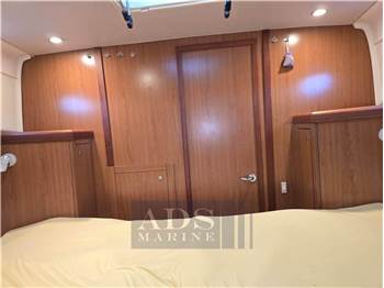 Mainship 34