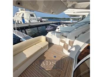 Sealine F 42/5