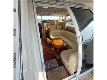 Sealine F 42/5