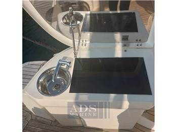 Sealine F 42/5