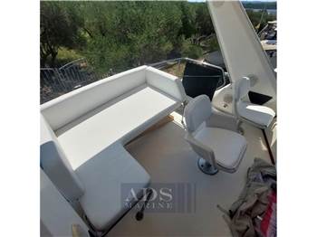 Sea Ray 340 Fly