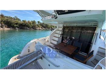 Princess Yachts 42 Fly