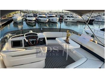 Princess Yachts 42 Fly