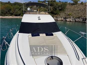 Princess Yachts 42 Fly