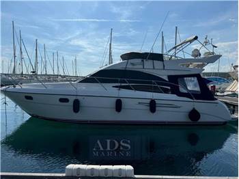 Princess Yachts 42 Fly