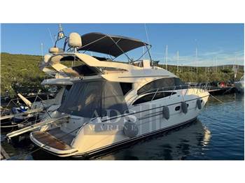 Princess Yachts 42 Fly