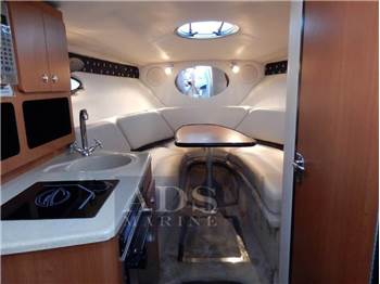 Crownline 270 Cr