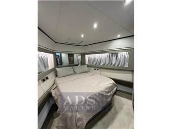 Austin Parker AP 48 SUNDECK