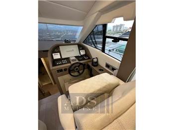Austin Parker AP 48 SUNDECK