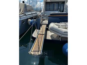 Austin Parker AP 48 SUNDECK