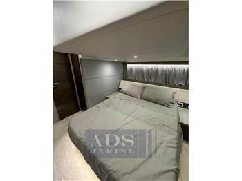 Austin Parker AP 48 SUNDECK