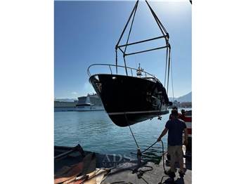 Austin Parker AP 48 SUNDECK
