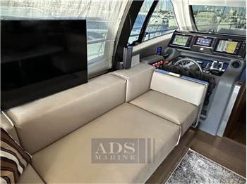 Ferretti Yachts 550