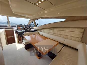 Azimut 53 Fly