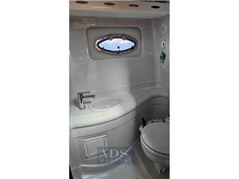 Crownline 270