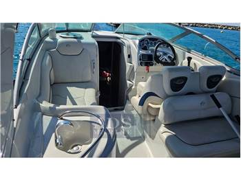 Crownline 270