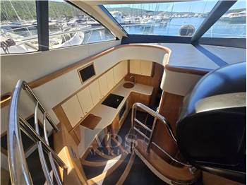 Sunseeker Predator 52