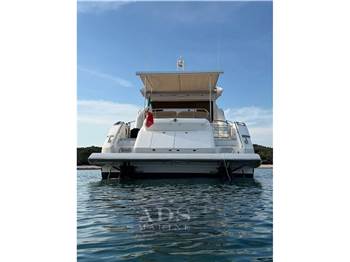 Sunseeker Predator 52