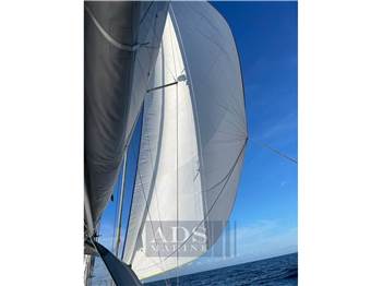 Hanse 418