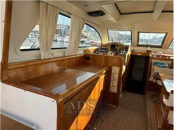 Solare 40 Lobster