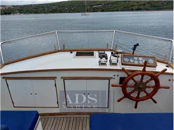 Grand Banks 42