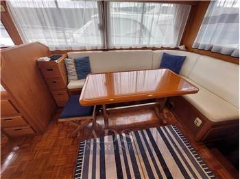 Grand Banks 42
