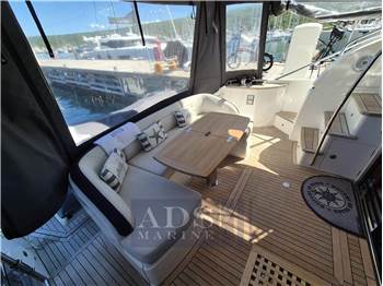 Princess Yachts 43 Fly