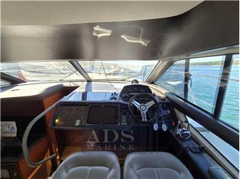 Princess Yachts 43 Fly