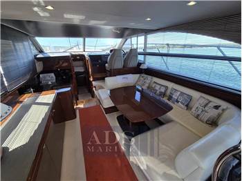 Princess Yachts 43 Fly