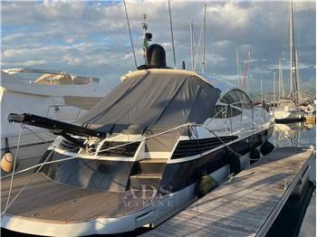 Pershing 46