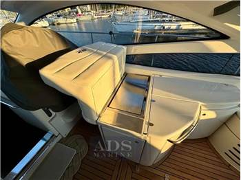 Pershing 46