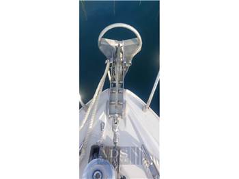 Pershing 46