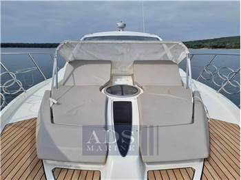 Cranchi M 44 HT