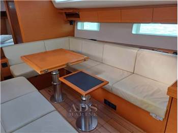 Jeanneau 54