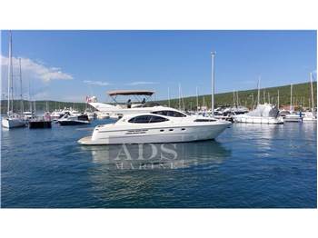 Azimut 46 Fly