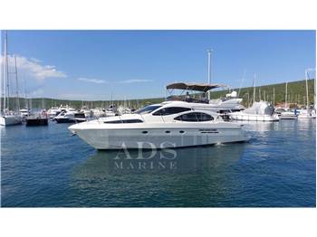 Azimut 46 Fly
