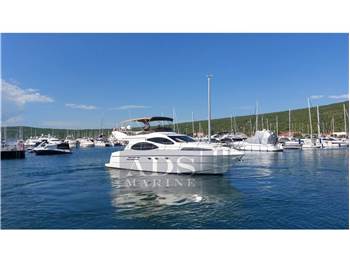 Azimut 46 Fly