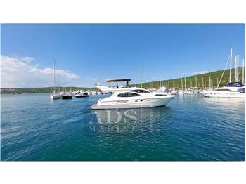 Azimut 46 Fly