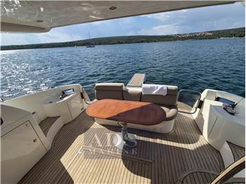 Azimut 46 Fly