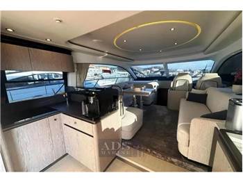 Azimut 53 Fly