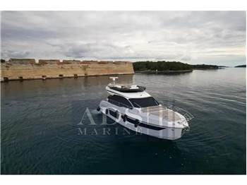 Azimut 53 Fly